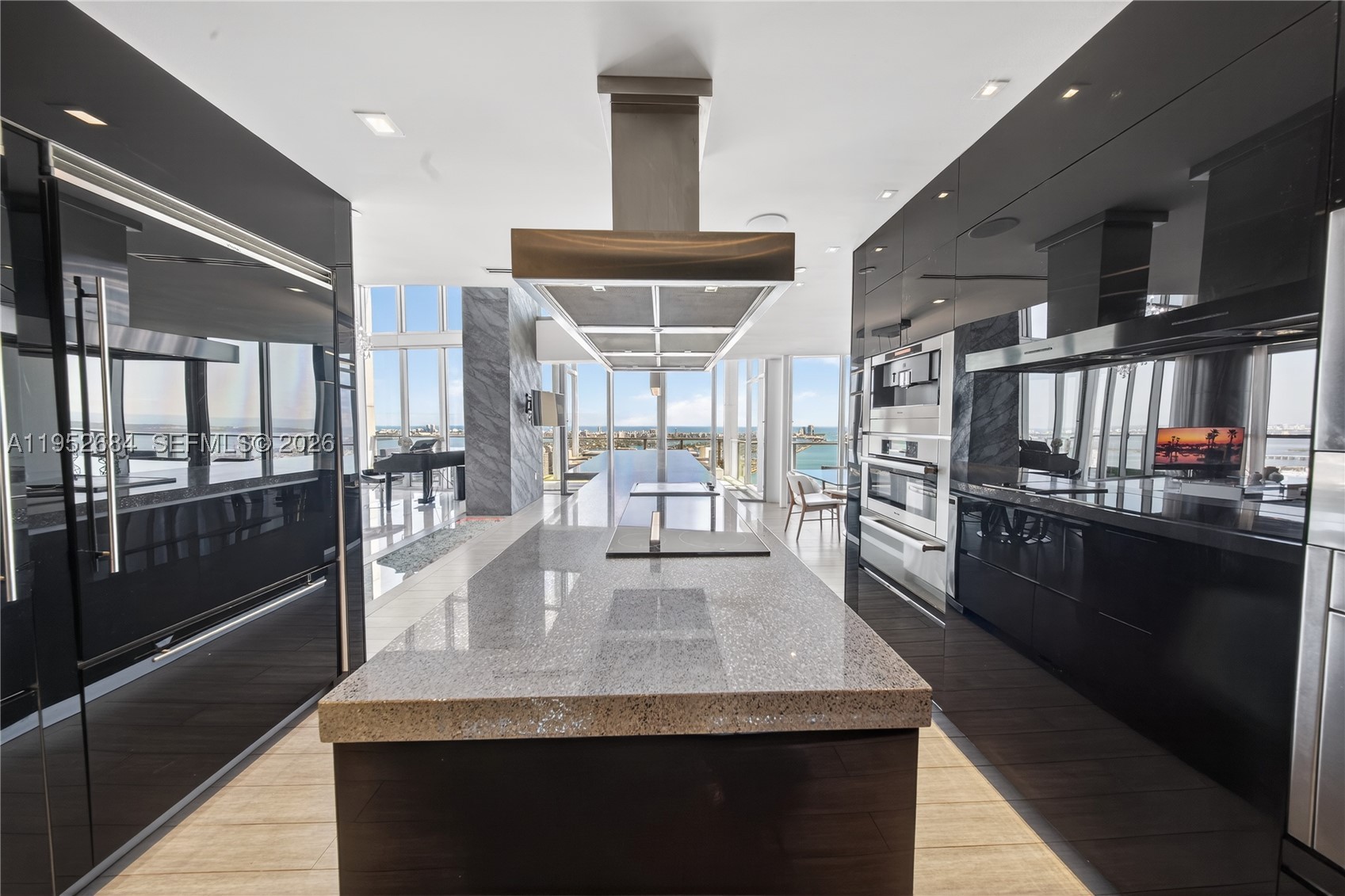 1100 Biscayne Blvd #5306, Miami FL 33132
