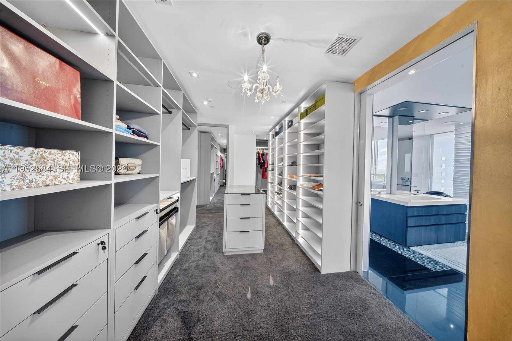 1100 Biscayne Blvd #5306, Miami FL 33132
