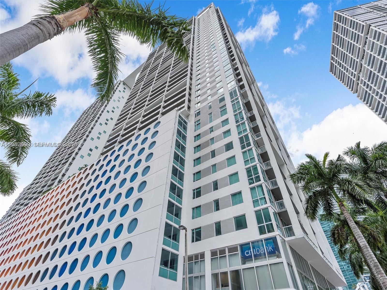 55 SE 6th St #1408, Miami FL 33131