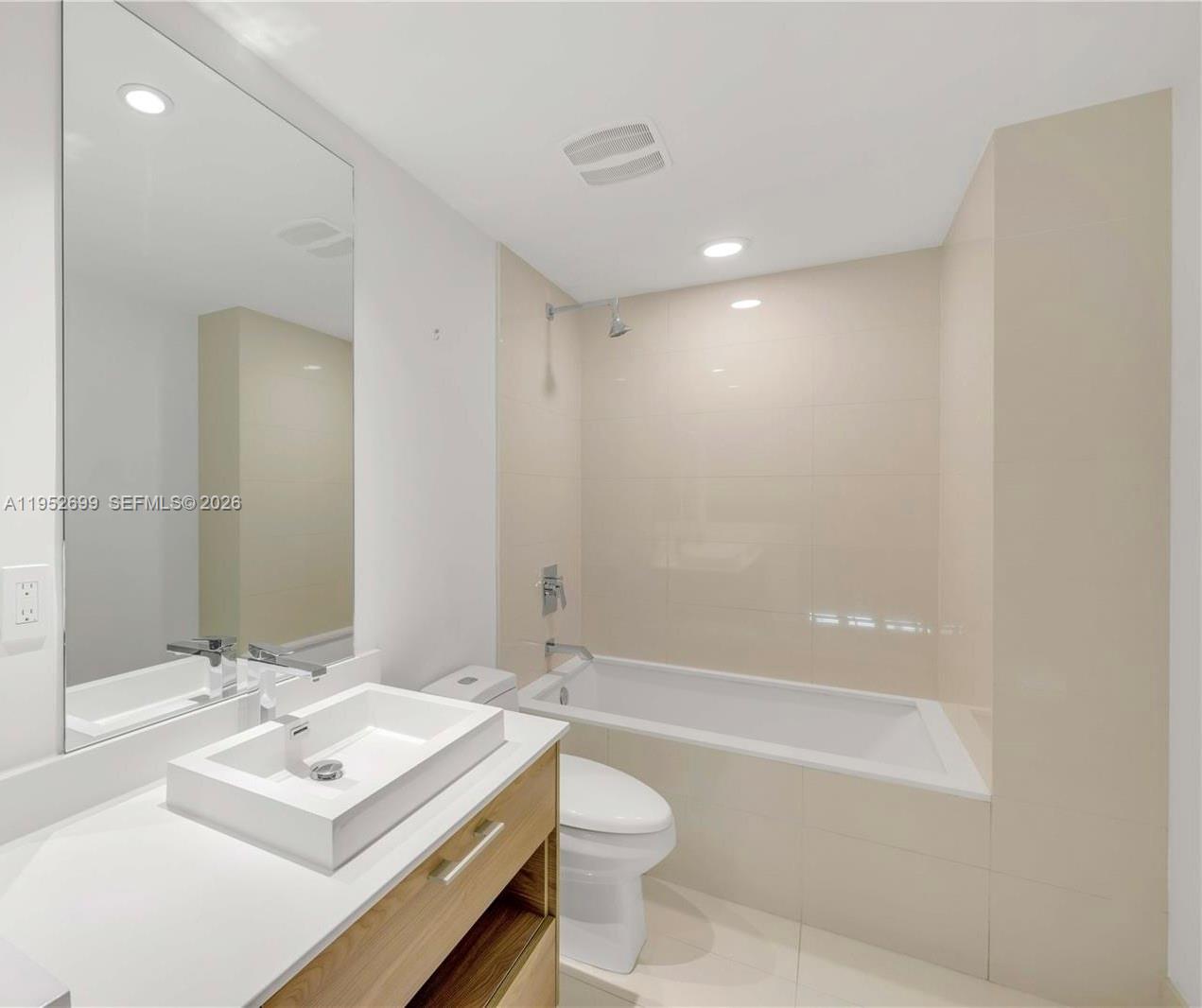 1300 S Miami Ave #3604, Miami FL 33130