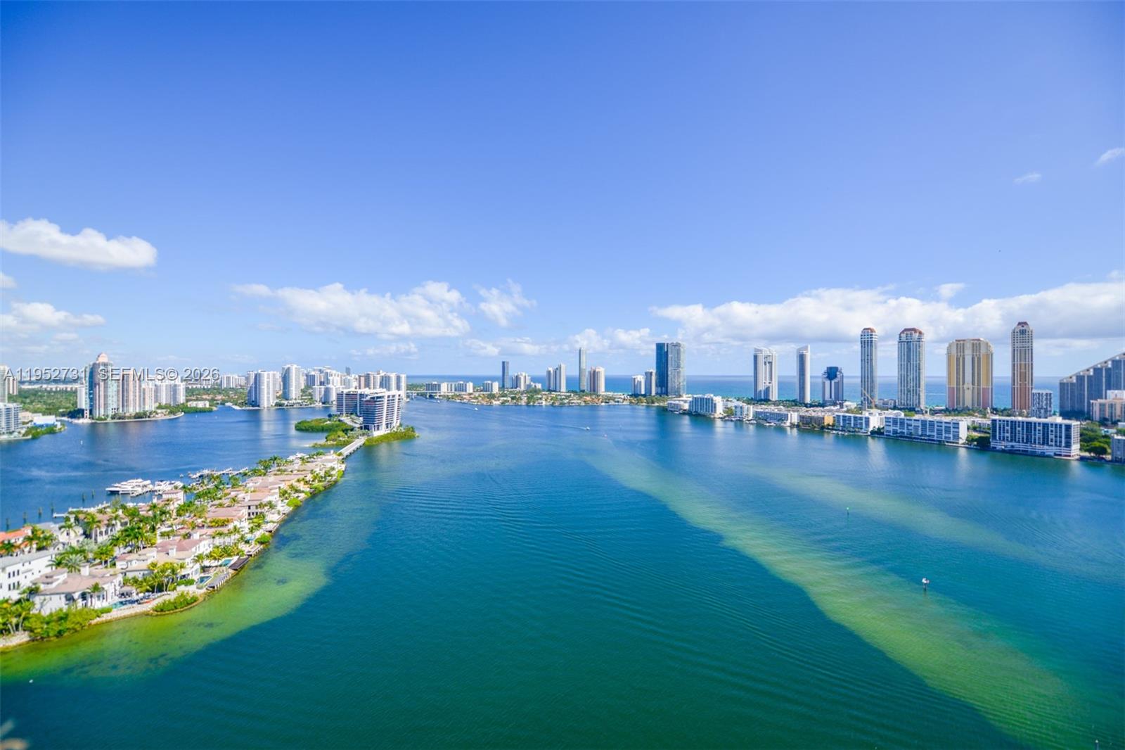 2800 Island Blvd #PH05, Aventura FL 33160