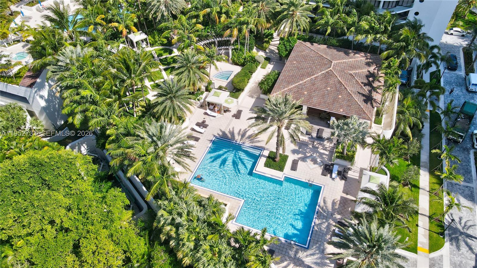 2800 Island Blvd #PH05, Aventura FL 33160