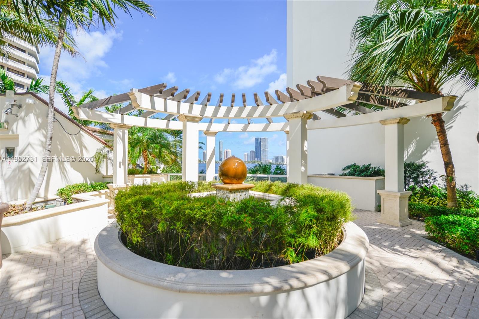 2800 Island Blvd #PH05, Aventura FL 33160