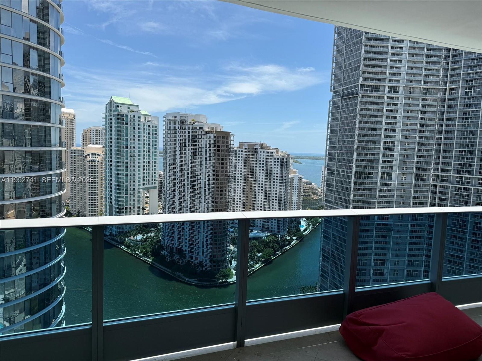 200 Biscayne Boulevard Way #3303, Miami FL 33131