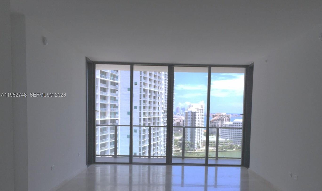 68 SE 6th St #1809, Miami FL 33131