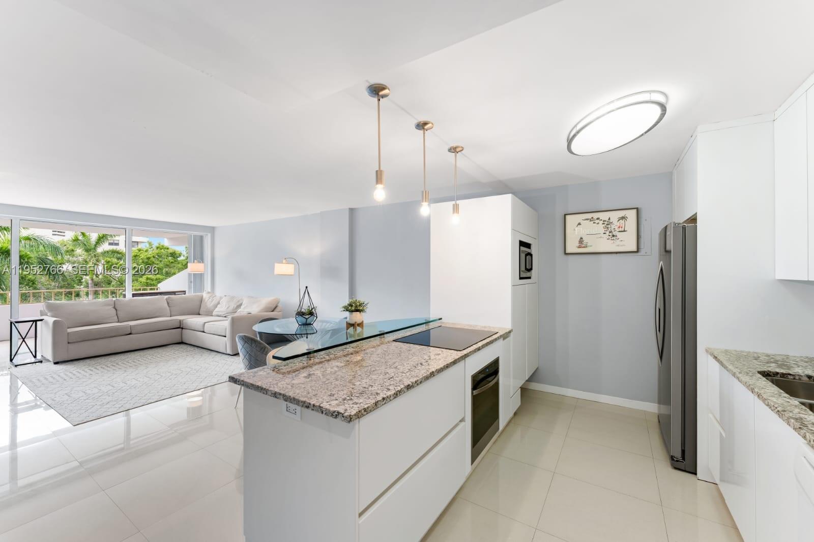 155 Ocean Lane Dr #407, Key Biscayne FL 33149