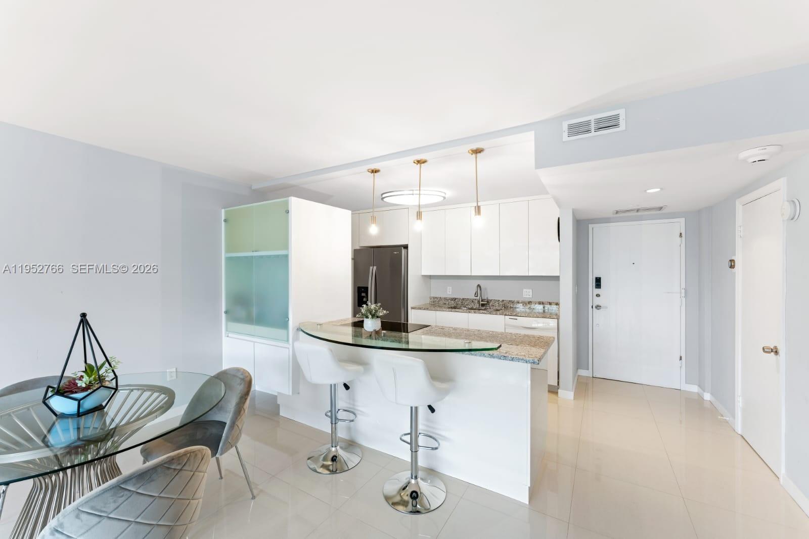 155 Ocean Lane Dr #407, Key Biscayne FL 33149