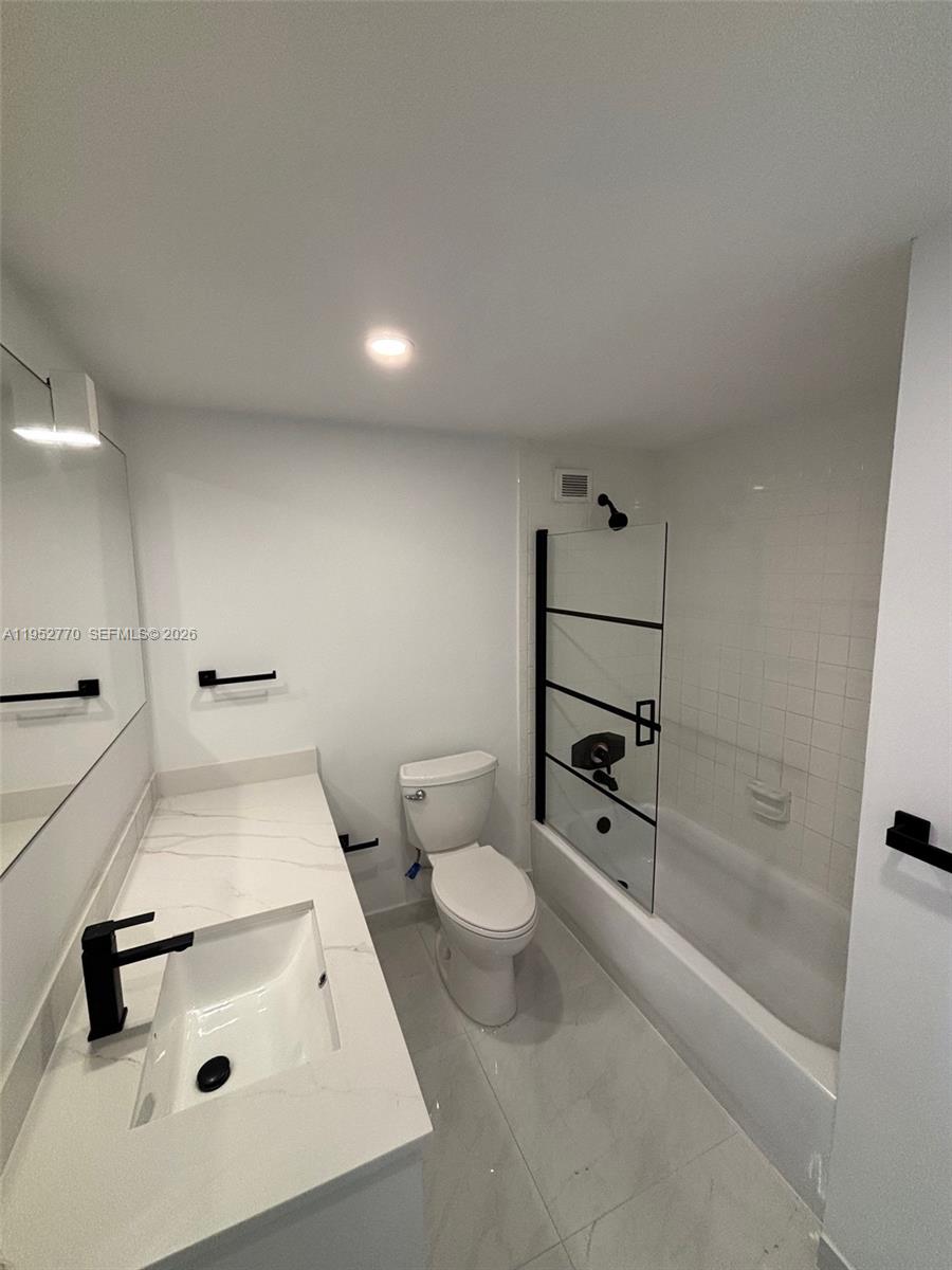 1000 West Ave #1015, Miami Beach FL 33139
