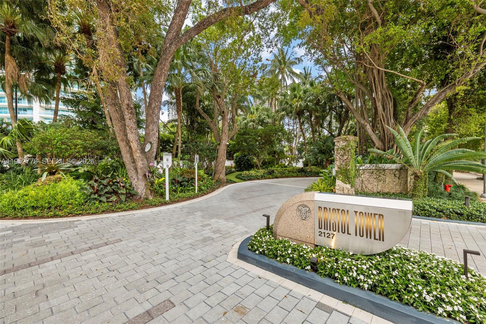 2127 Brickell Ave #1504, Miami FL 33129