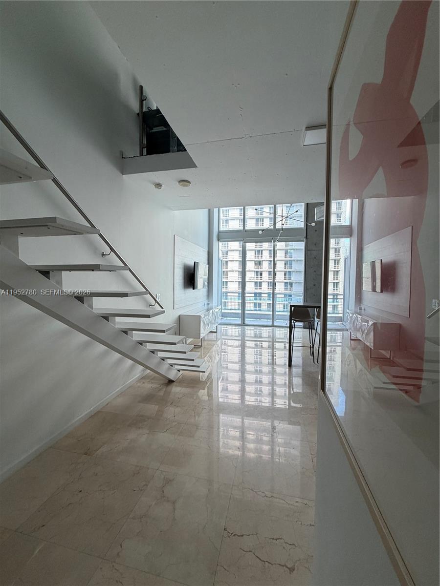 690 SW 1st Ct #2524, Miami FL 33130