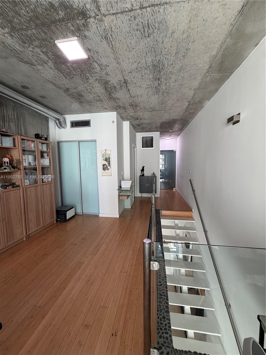 690 SW 1st Ct #2524, Miami FL 33130