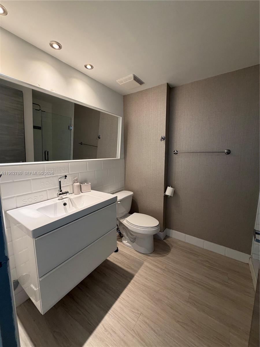 690 SW 1st Ct #2524, Miami FL 33130