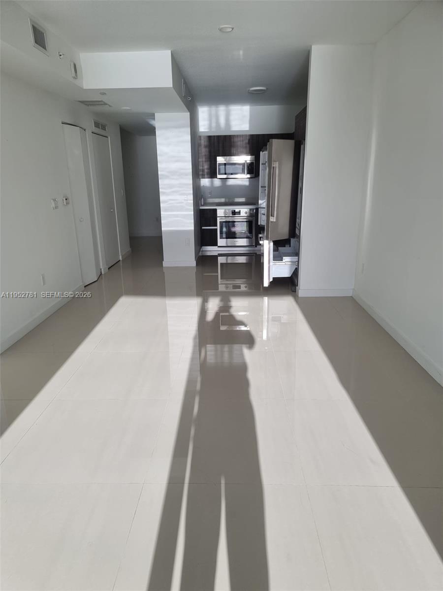 488 NE 18th St #1002, Miami FL 33132