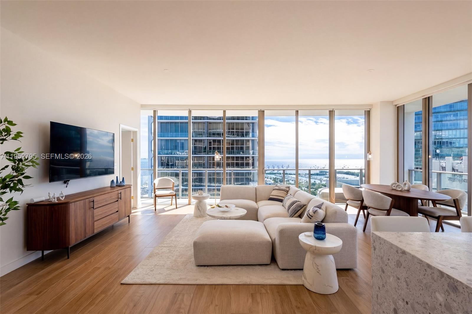 2678 Tigertail Ave #1707, Miami FL 33133