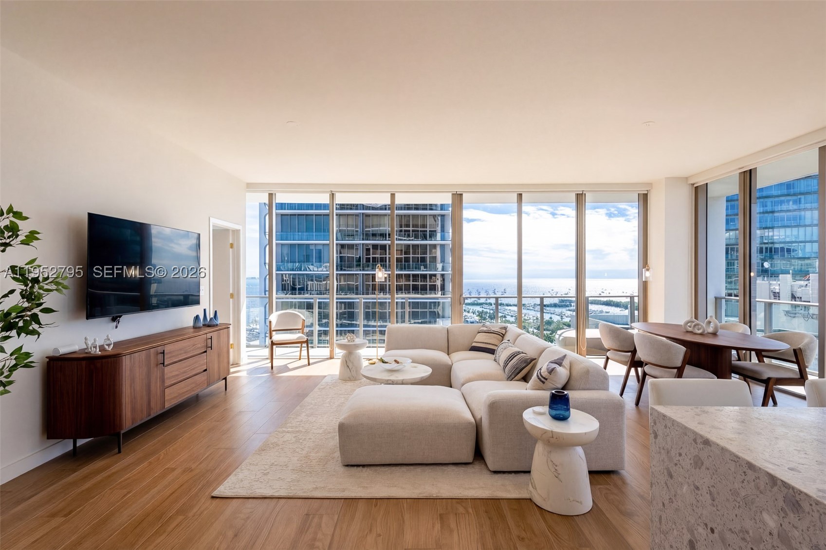 2678 Tigertail Ave #1707, Miami FL 33133