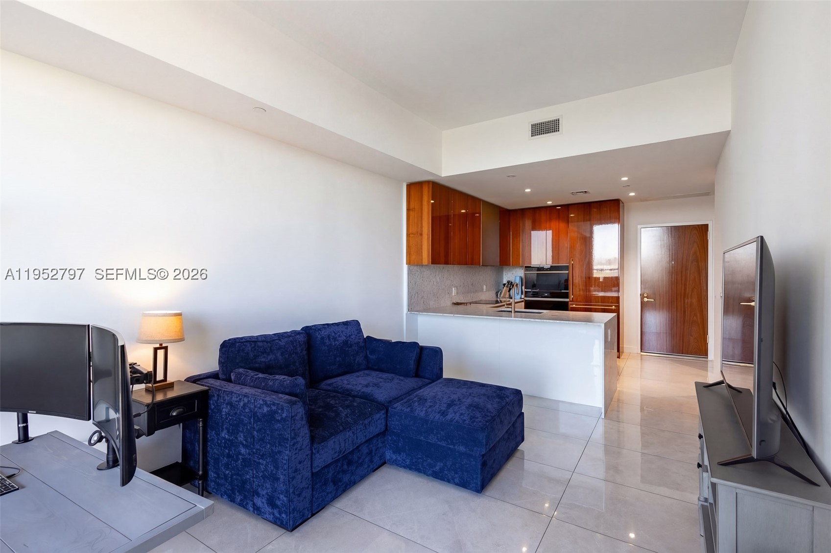 2678 Tigertail Ave #612, Miami FL 33133