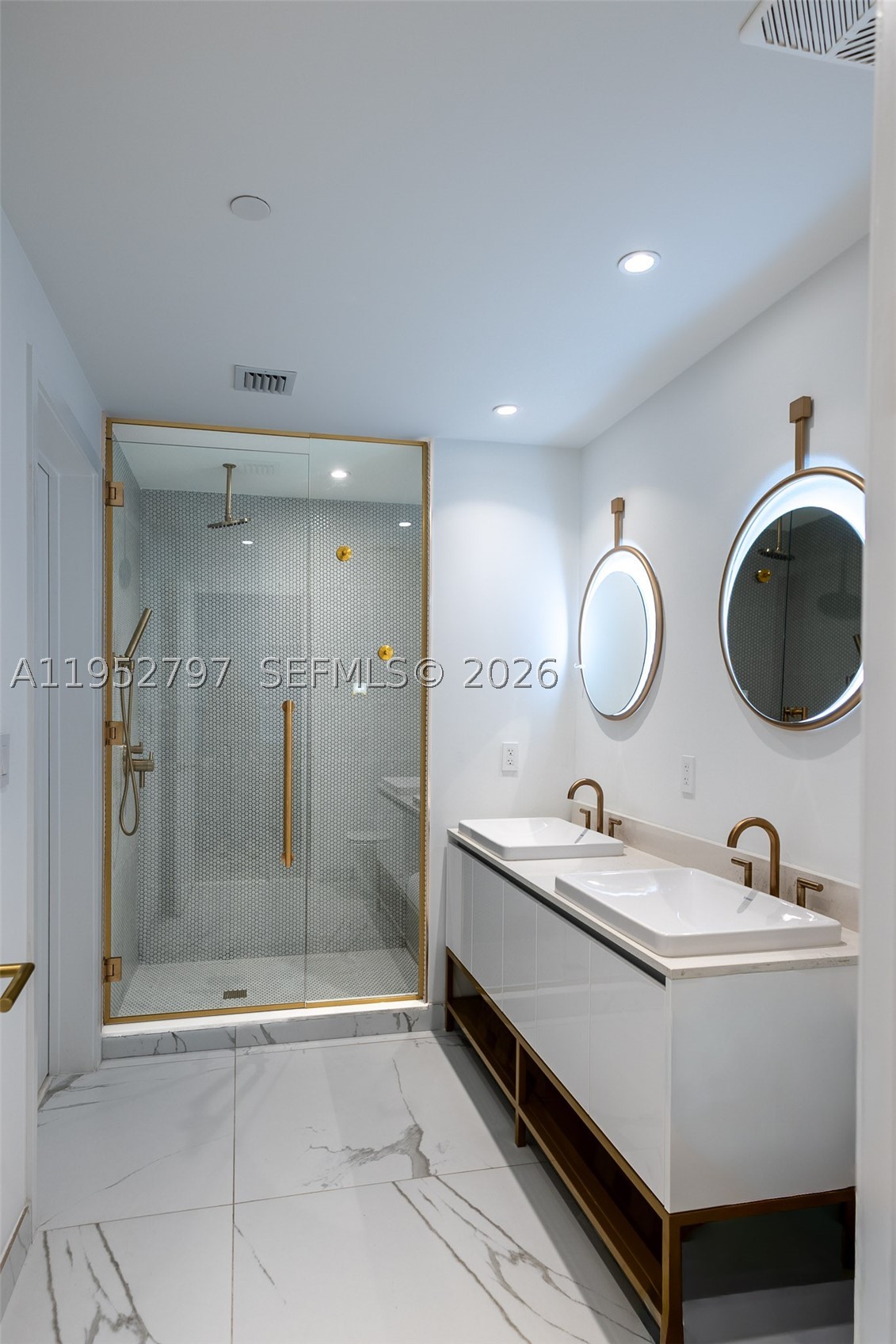 2678 Tigertail Ave #612, Miami FL 33133