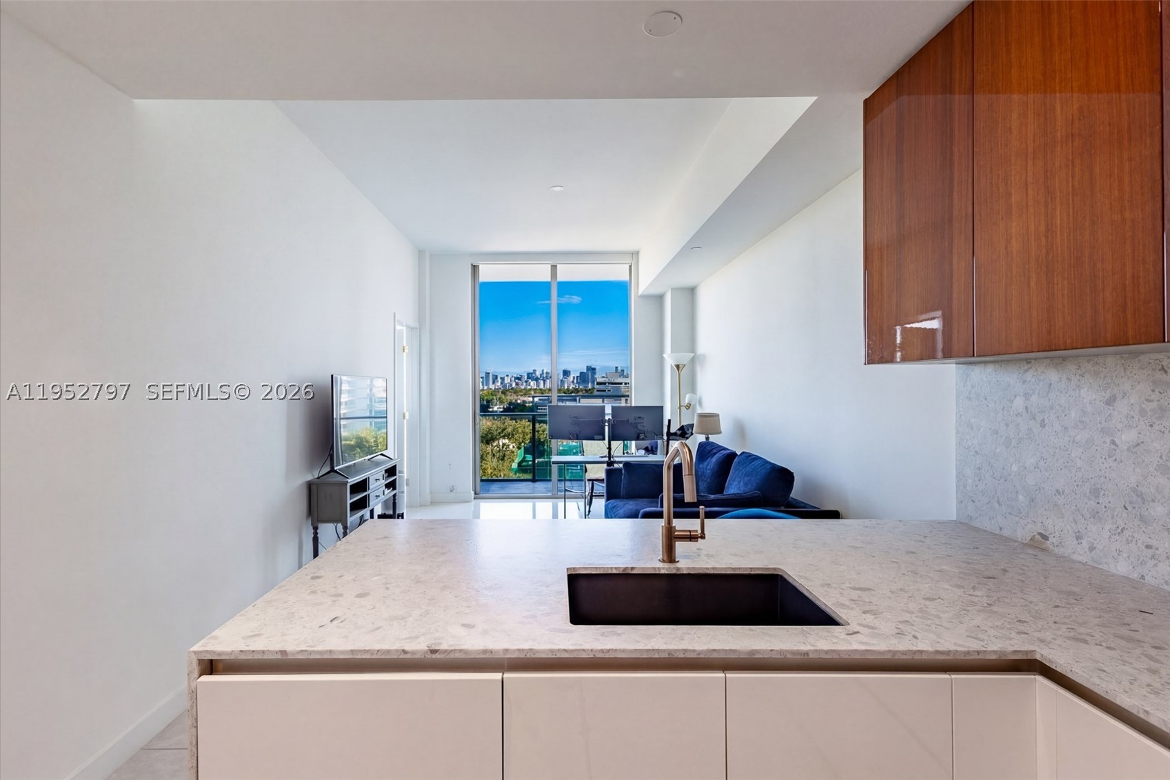 2678 Tigertail Ave #612, Miami FL 33133