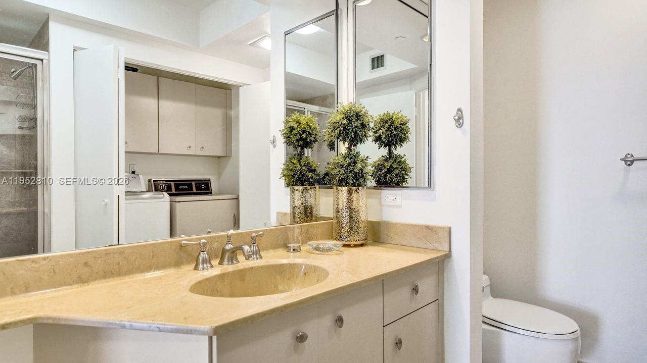 20281 E Country Club Dr #809, Aventura FL 33180