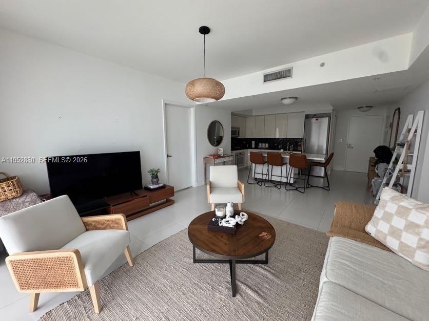 92 SW 3rd St #3104, Miami FL 33130