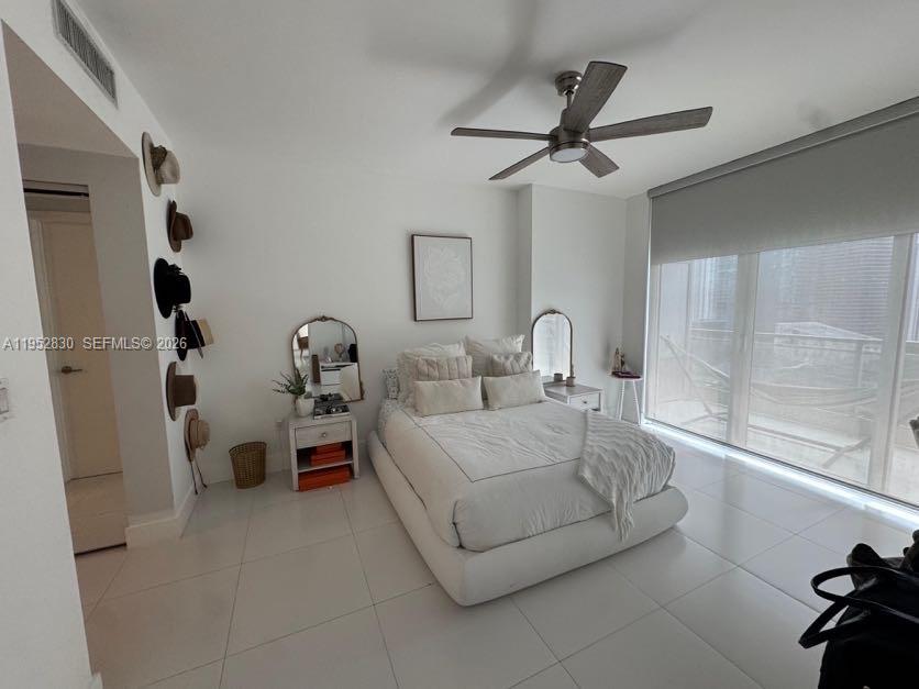 92 SW 3rd St #3104, Miami FL 33130