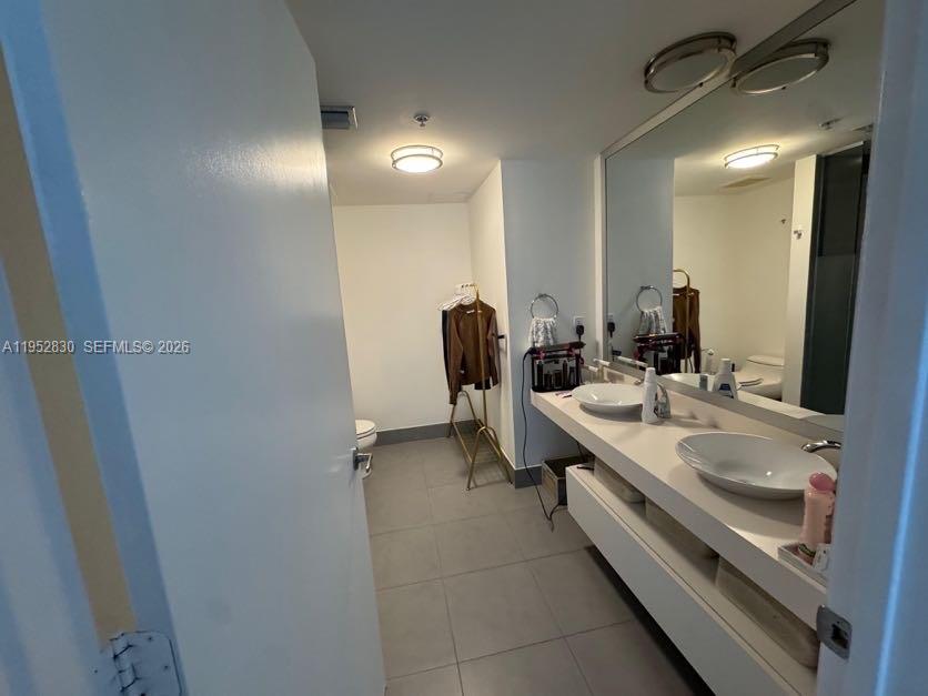 92 SW 3rd St #3104, Miami FL 33130