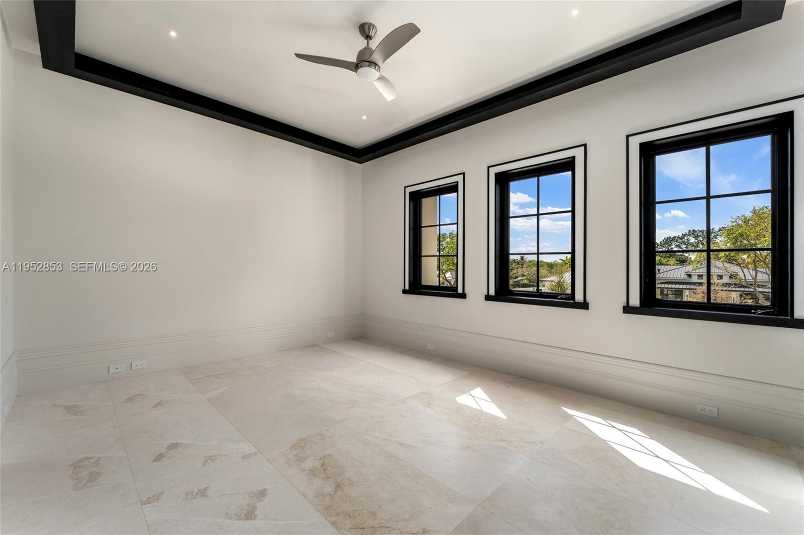 5901 SW 107th St, Pinecrest FL 33156