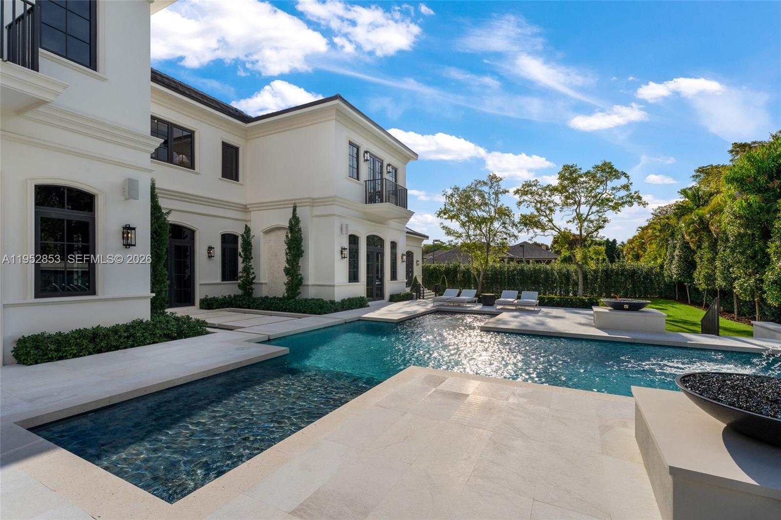 5901 SW 107th St, Pinecrest FL 33156