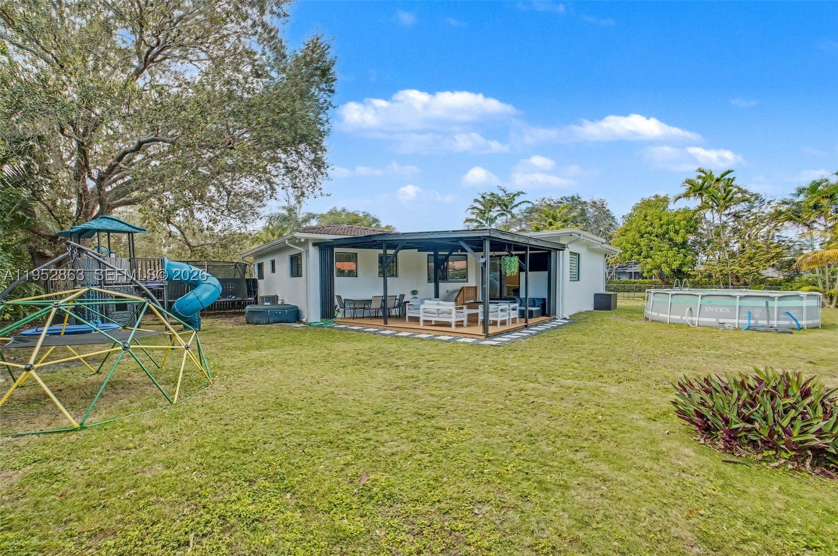 15815 SW 85th Ave, Palmetto Bay FL 33157