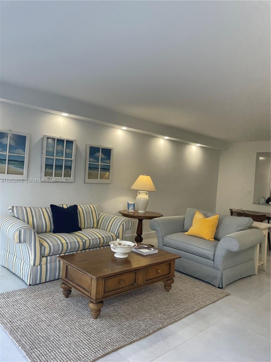 10275 Collins Ave #208, Bal Harbour FL 33154