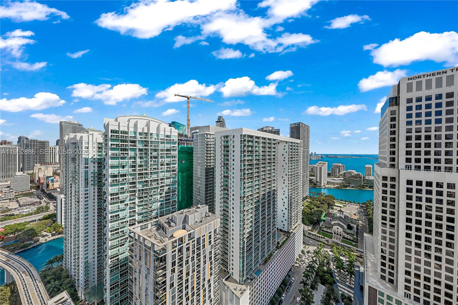 68 SE 6th St #3309, Miami FL 33131