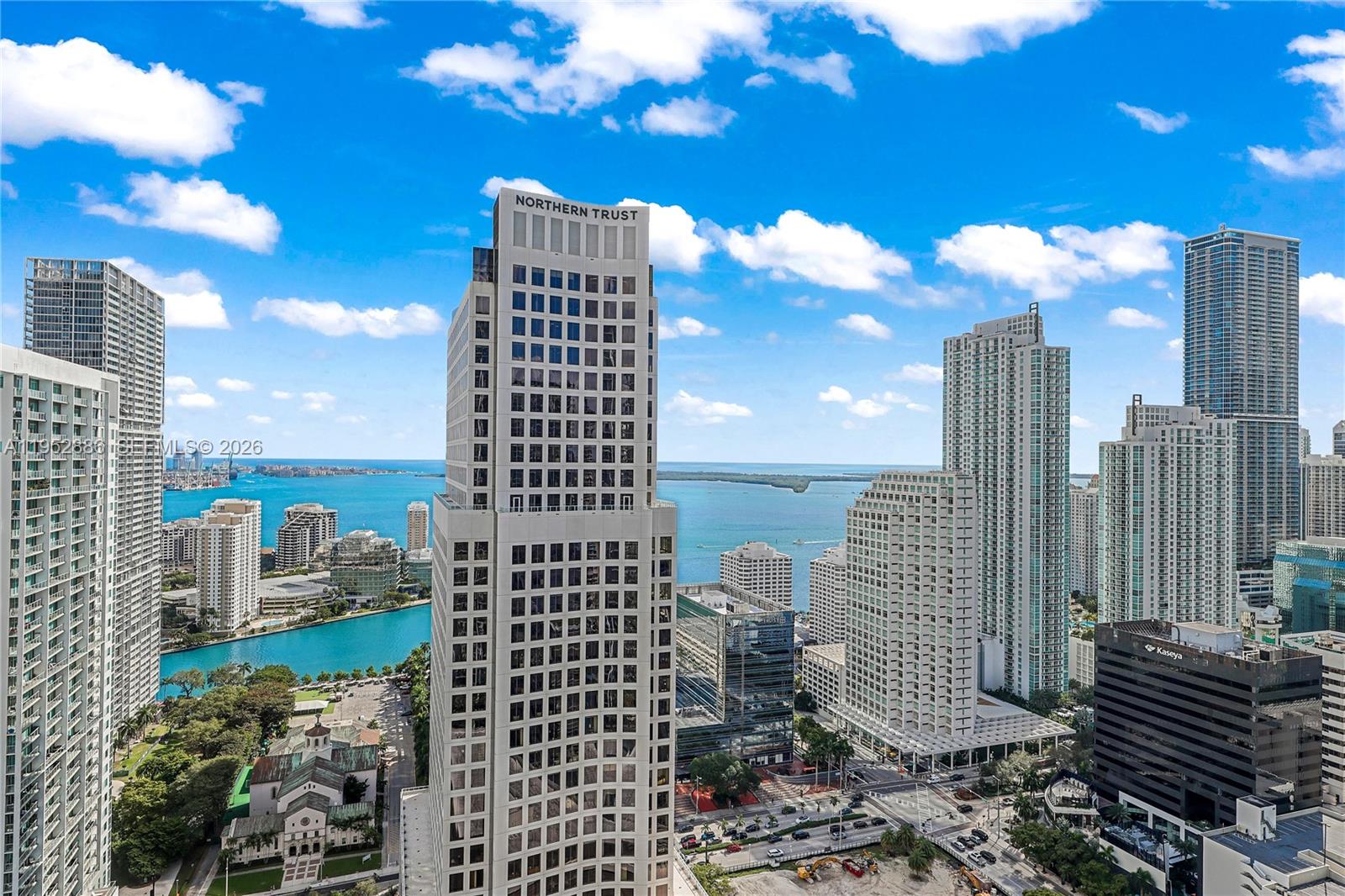 68 SE 6th St #3309, Miami FL 33131