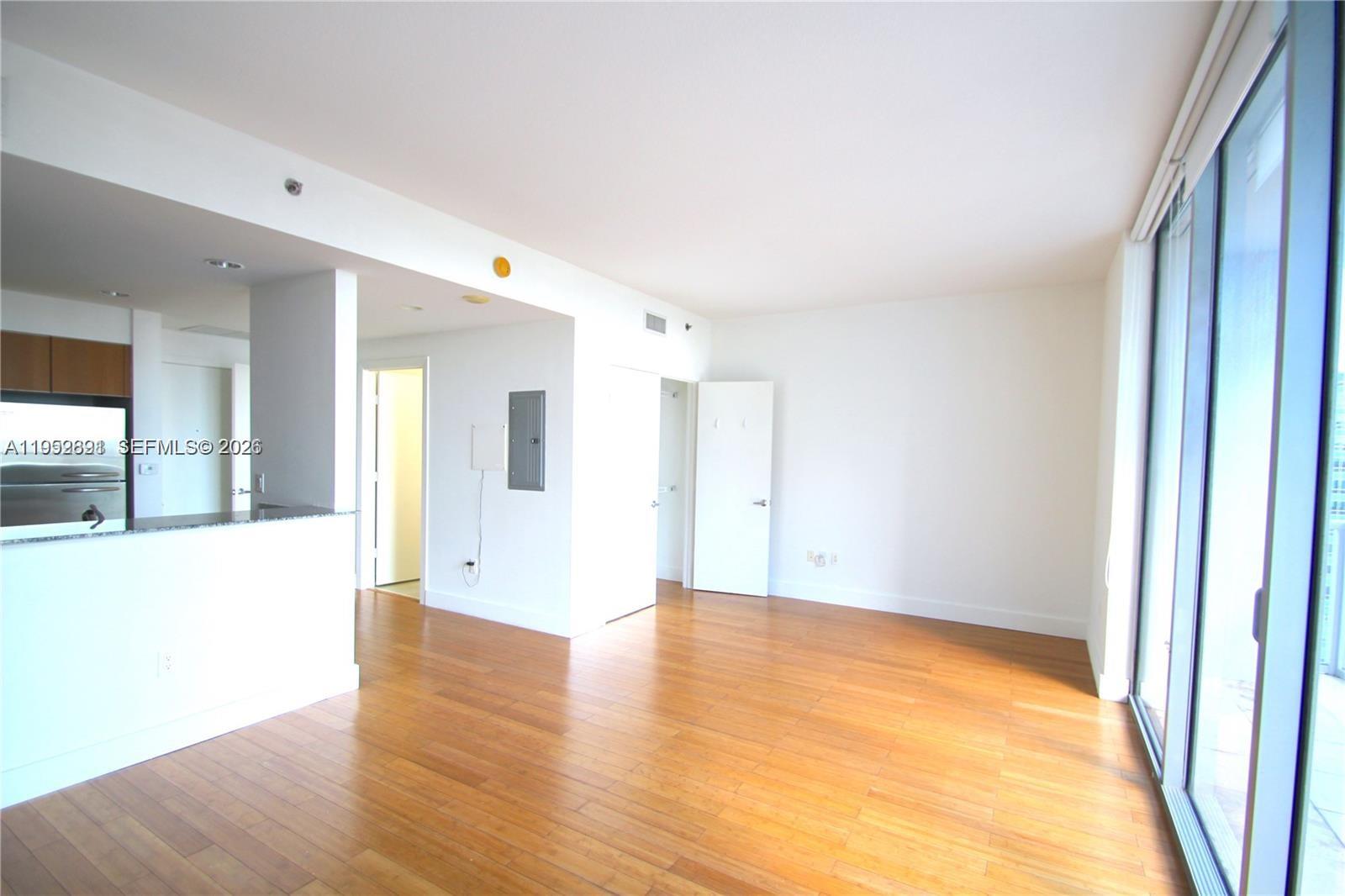 1050 Brickell Ave #1812, Miami FL 33131
