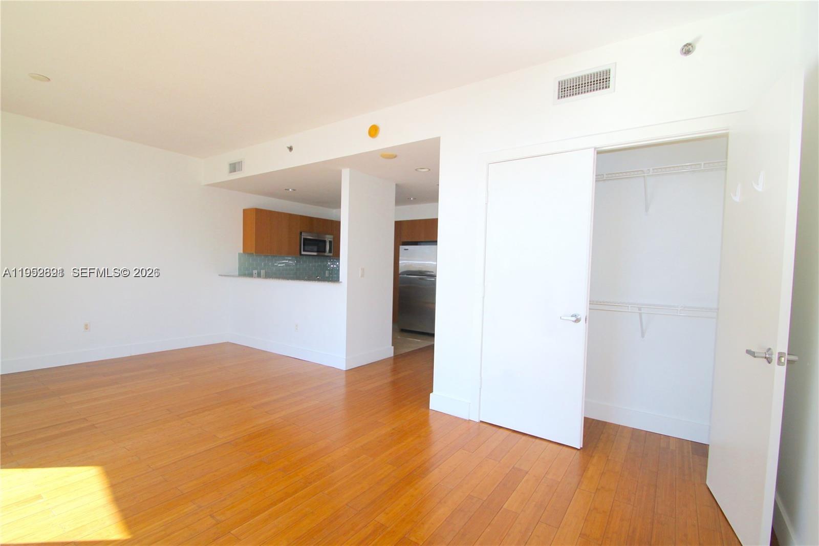 1050 Brickell Ave #1812, Miami FL 33131