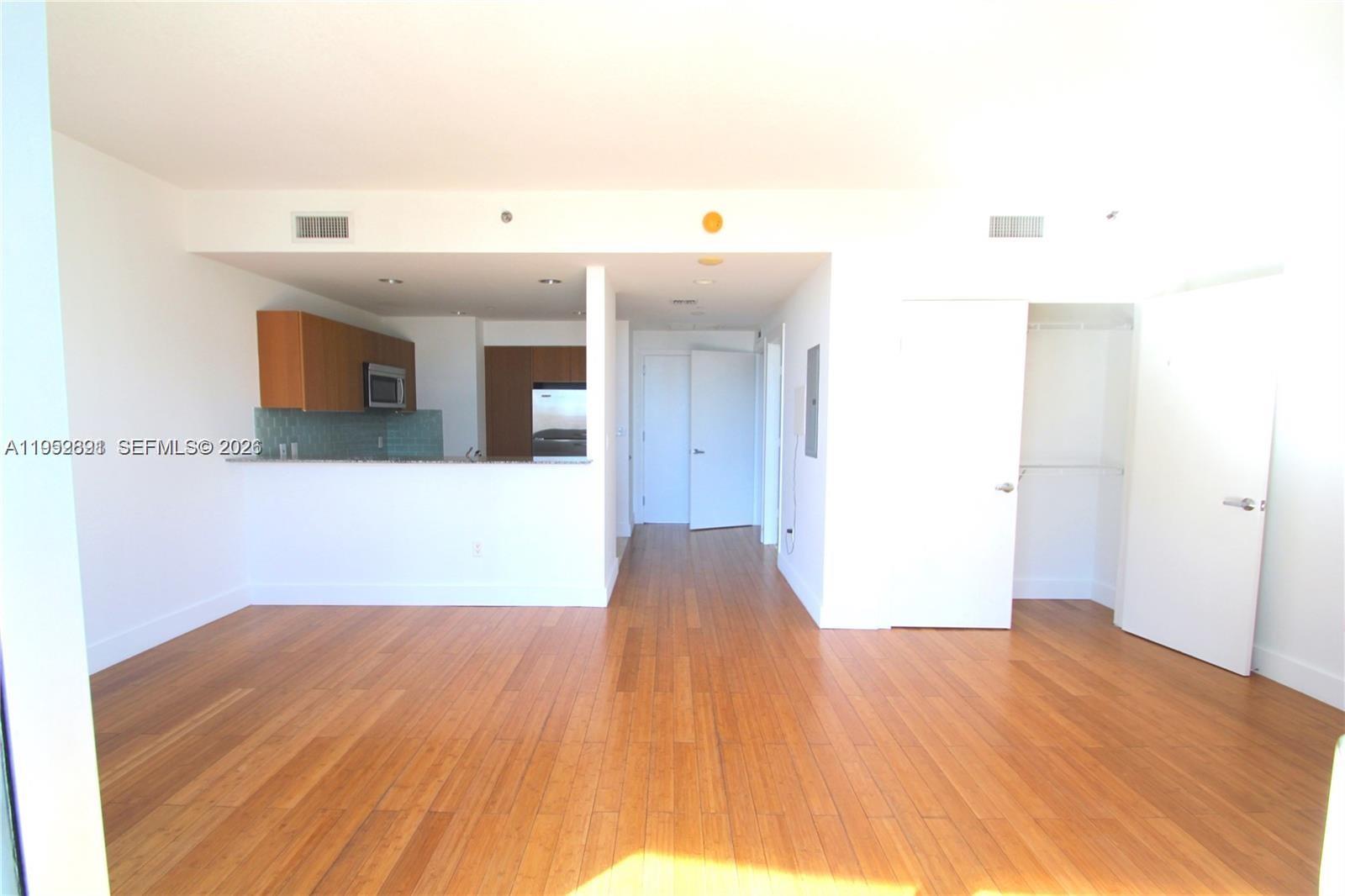 1050 Brickell Ave #1812, Miami FL 33131