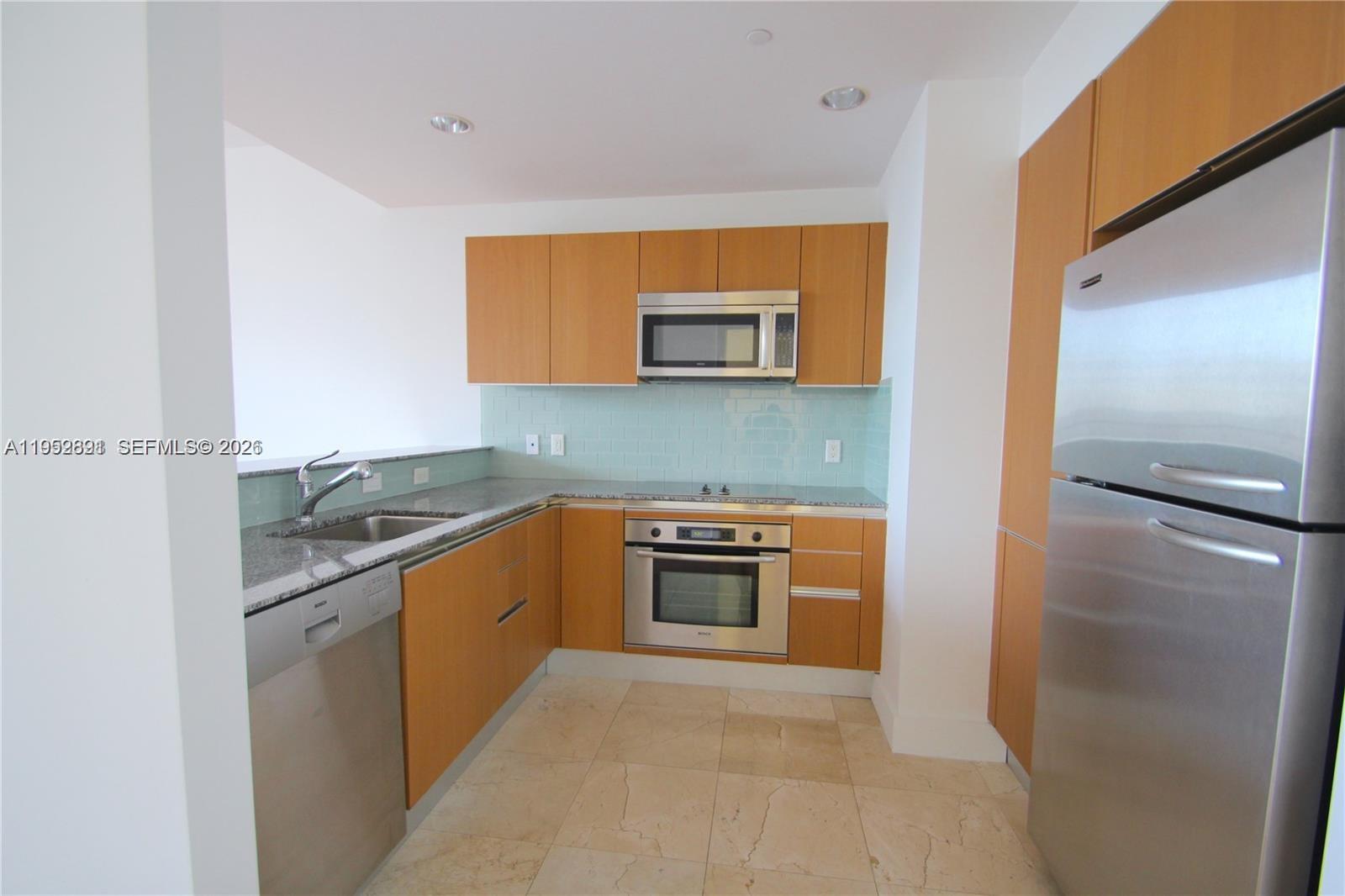 1050 Brickell Ave #1812, Miami FL 33131