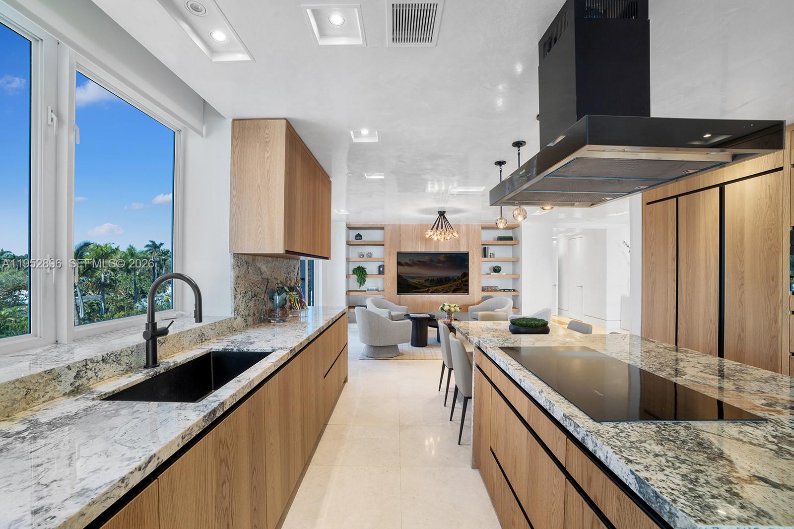 3535 Hiawatha Ave #403, Miami FL 33133