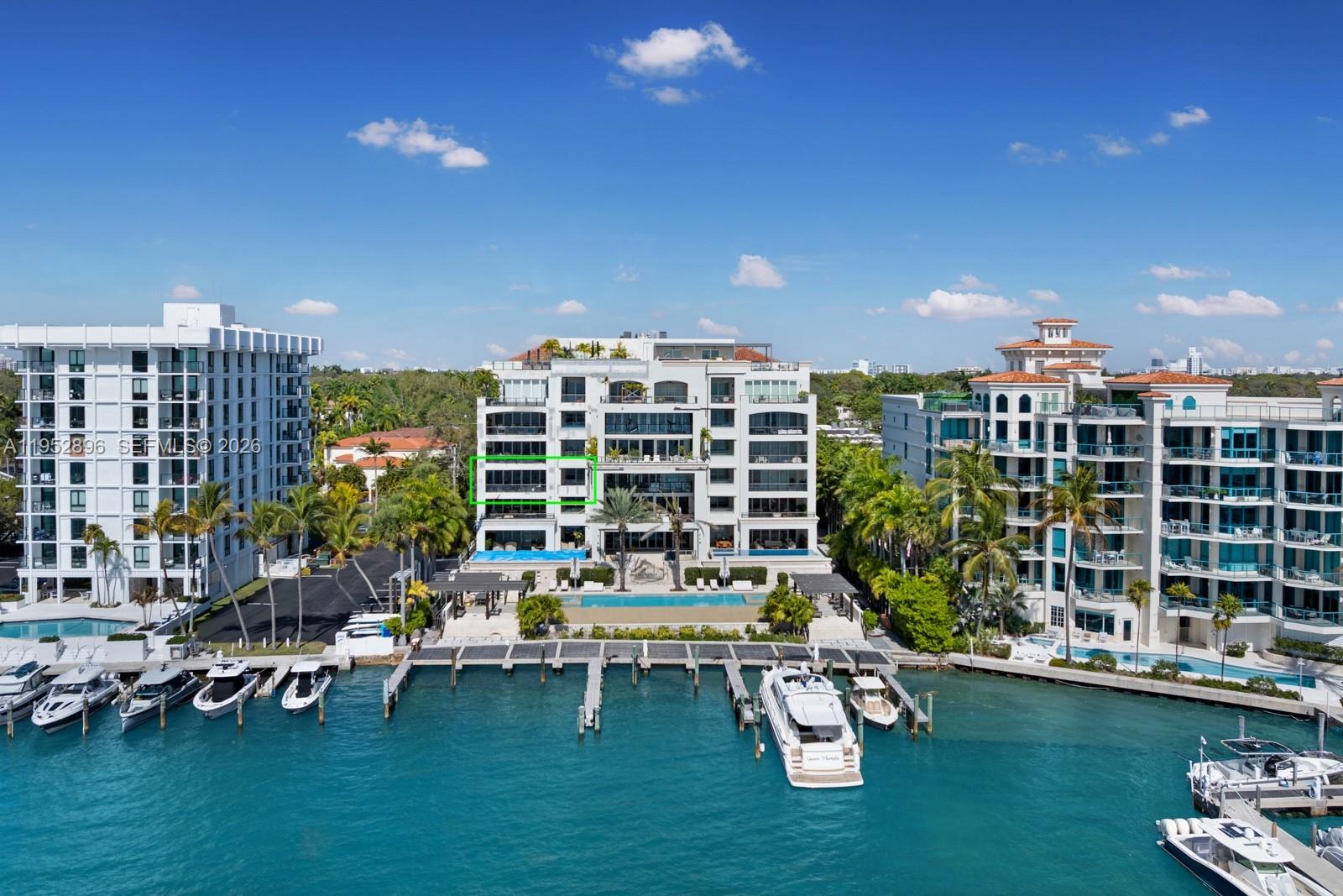 3535 Hiawatha Ave #403, Miami FL 33133