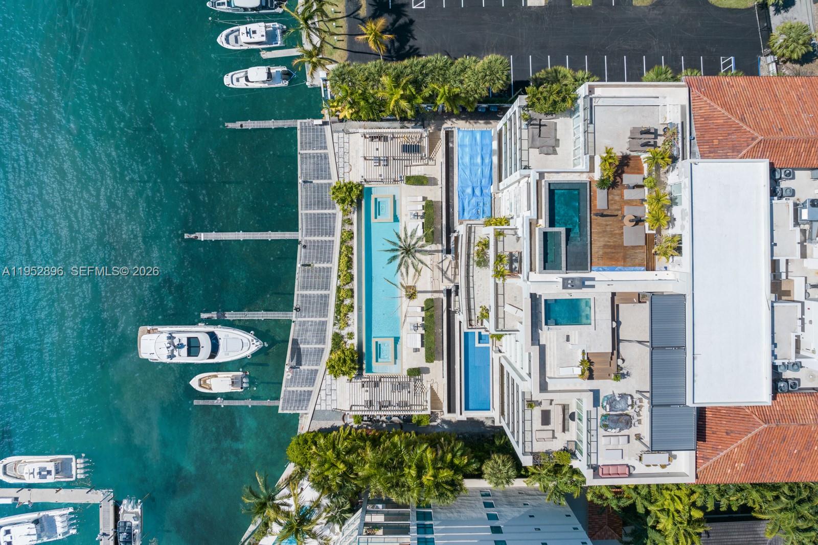 3535 Hiawatha Ave #403, Miami FL 33133