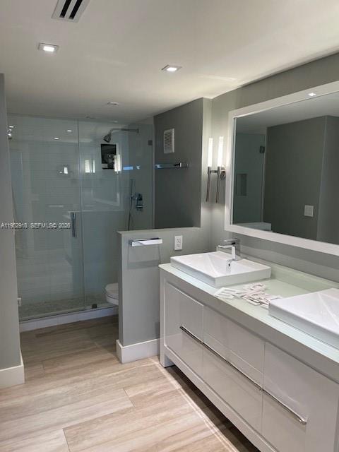 1121 Crandon Blvd #D706, Key Biscayne FL 33149