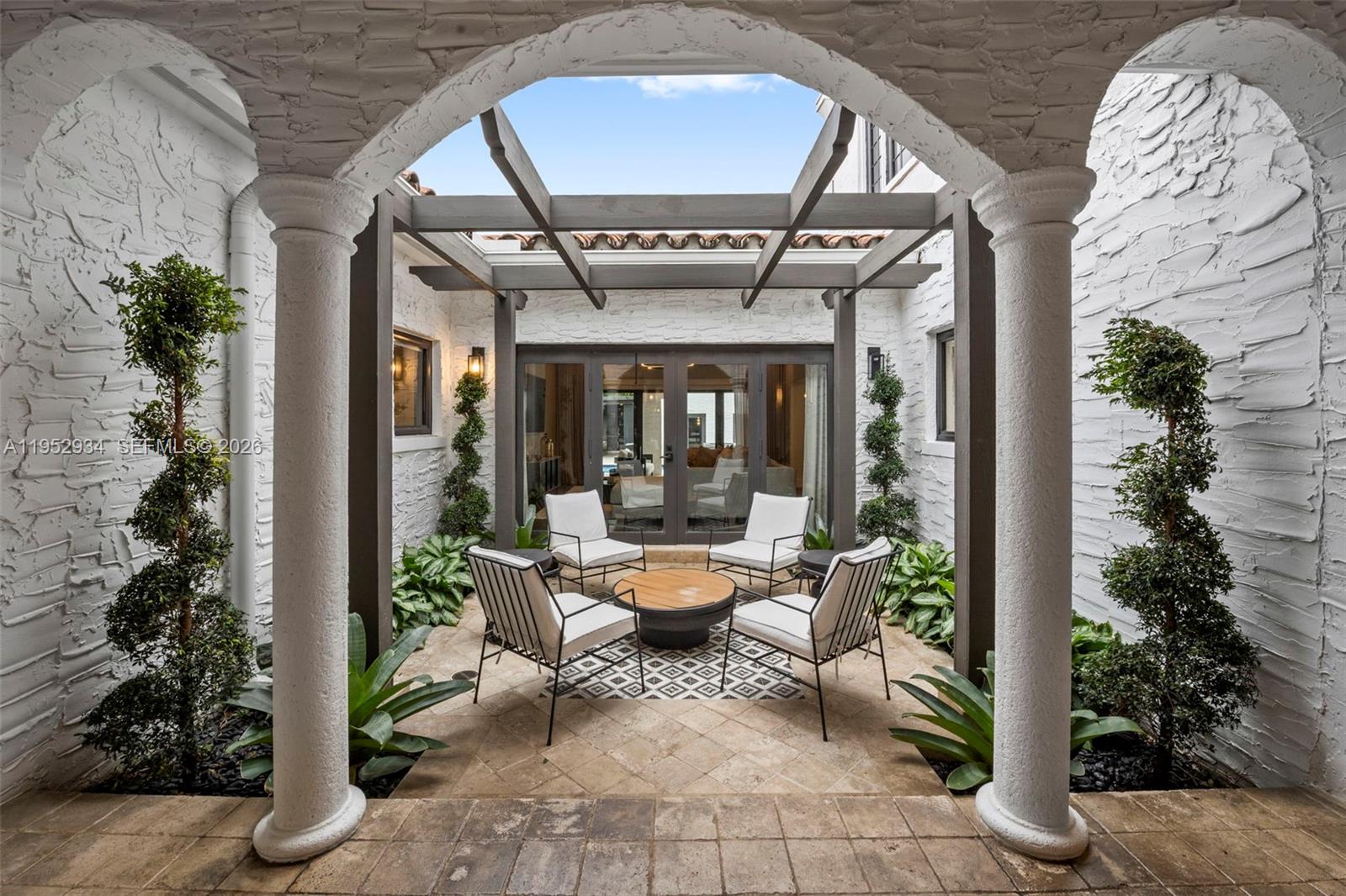 1236 Obispo Ave, Coral Gables FL 33134