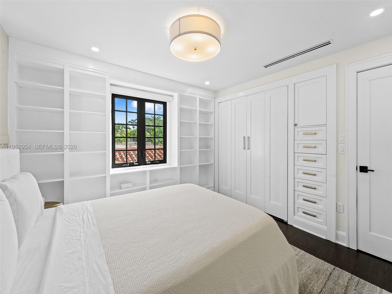 1236 Obispo Ave, Coral Gables FL 33134