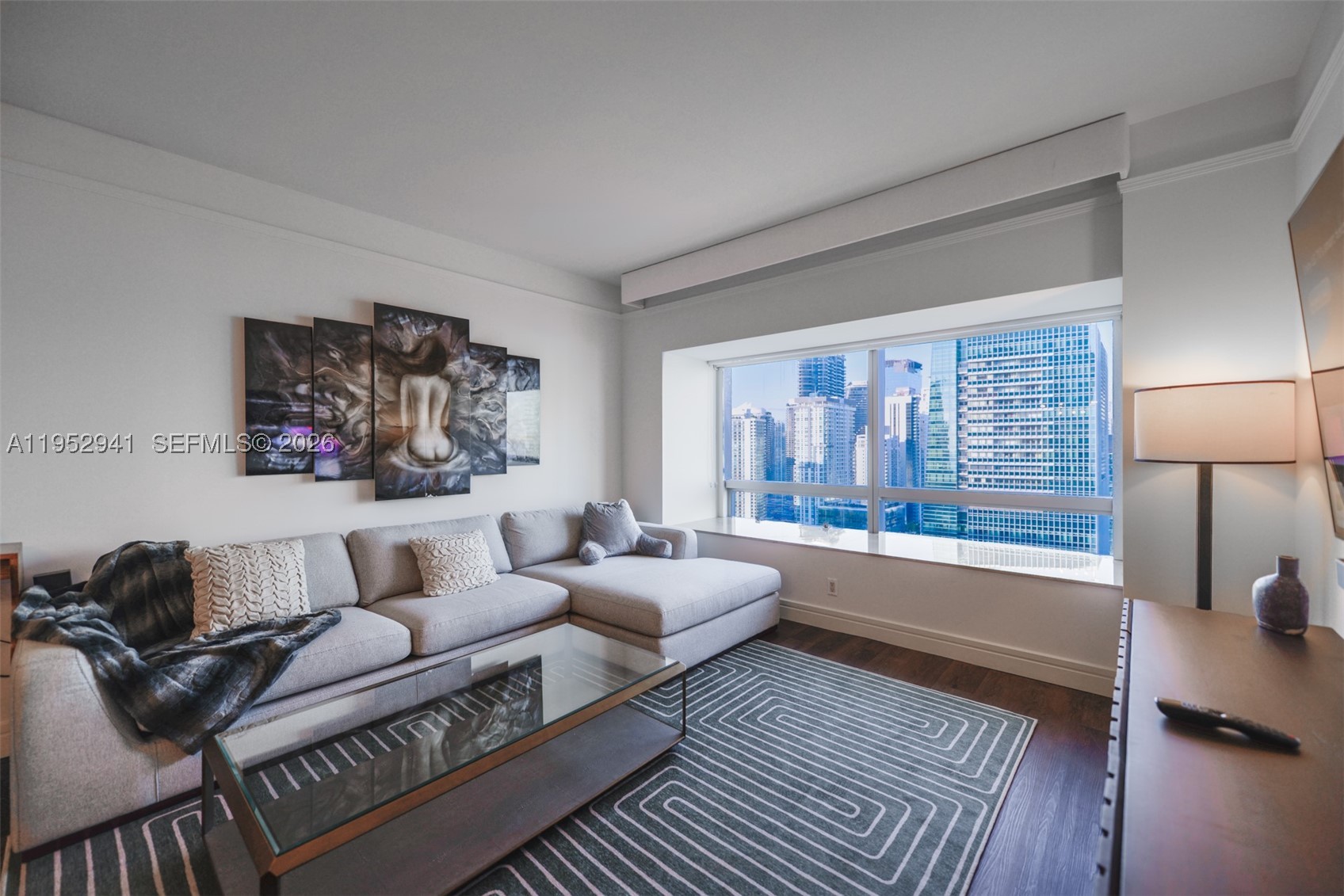 1435 Brickell Ave #3510, Miami FL 33131