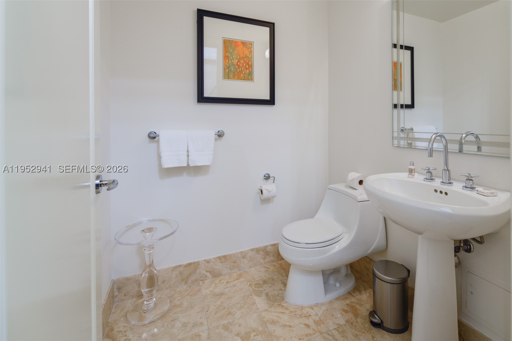 1435 Brickell Ave #3510, Miami FL 33131