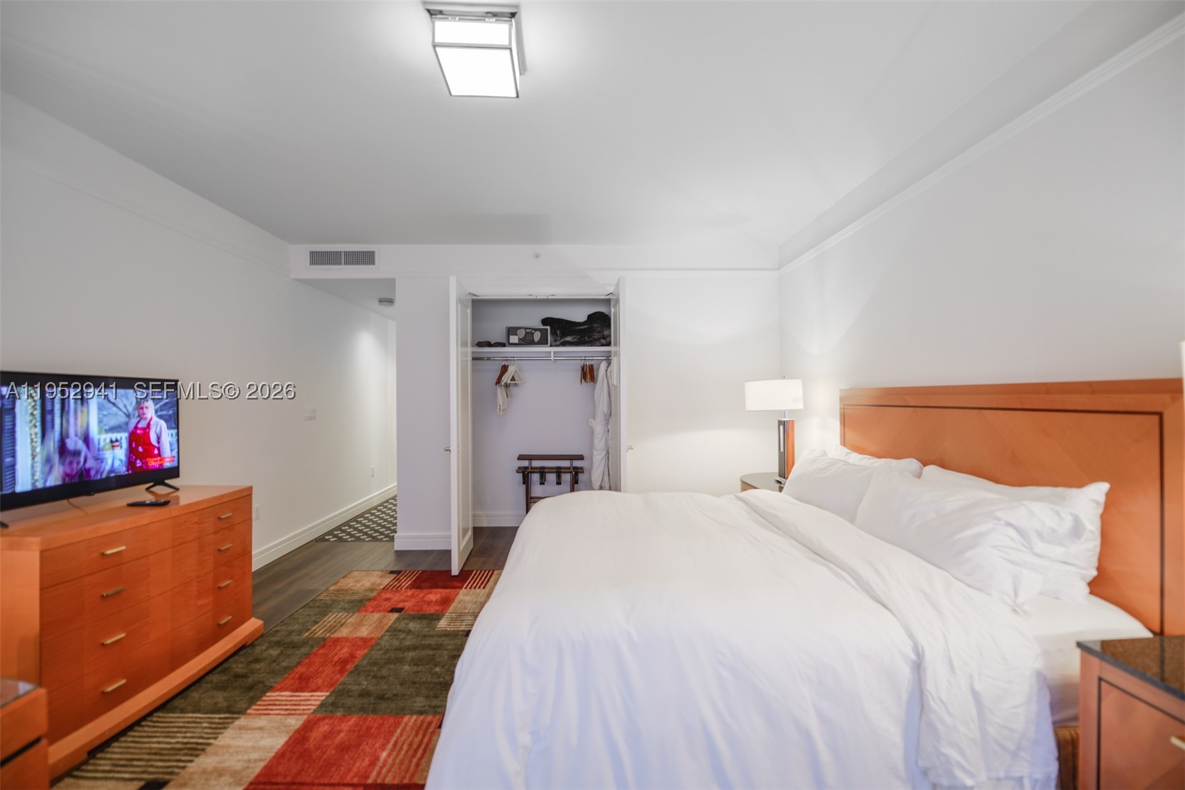 1435 Brickell Ave #3510, Miami FL 33131