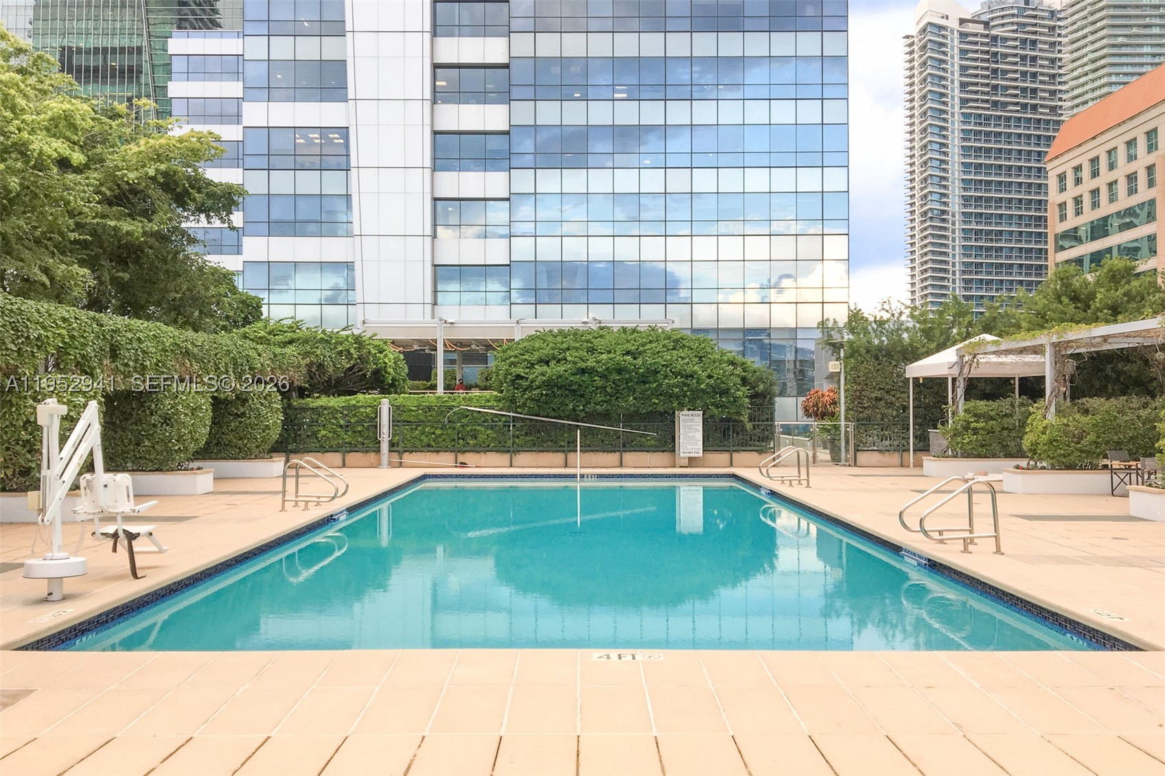 1435 Brickell Ave #3510, Miami FL 33131