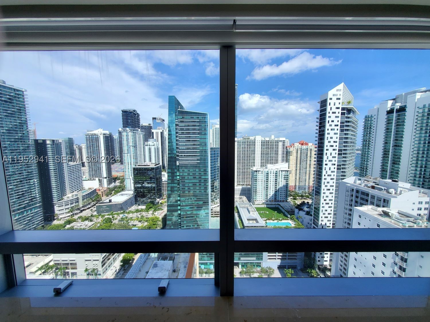 1435 Brickell Ave #3510, Miami FL 33131