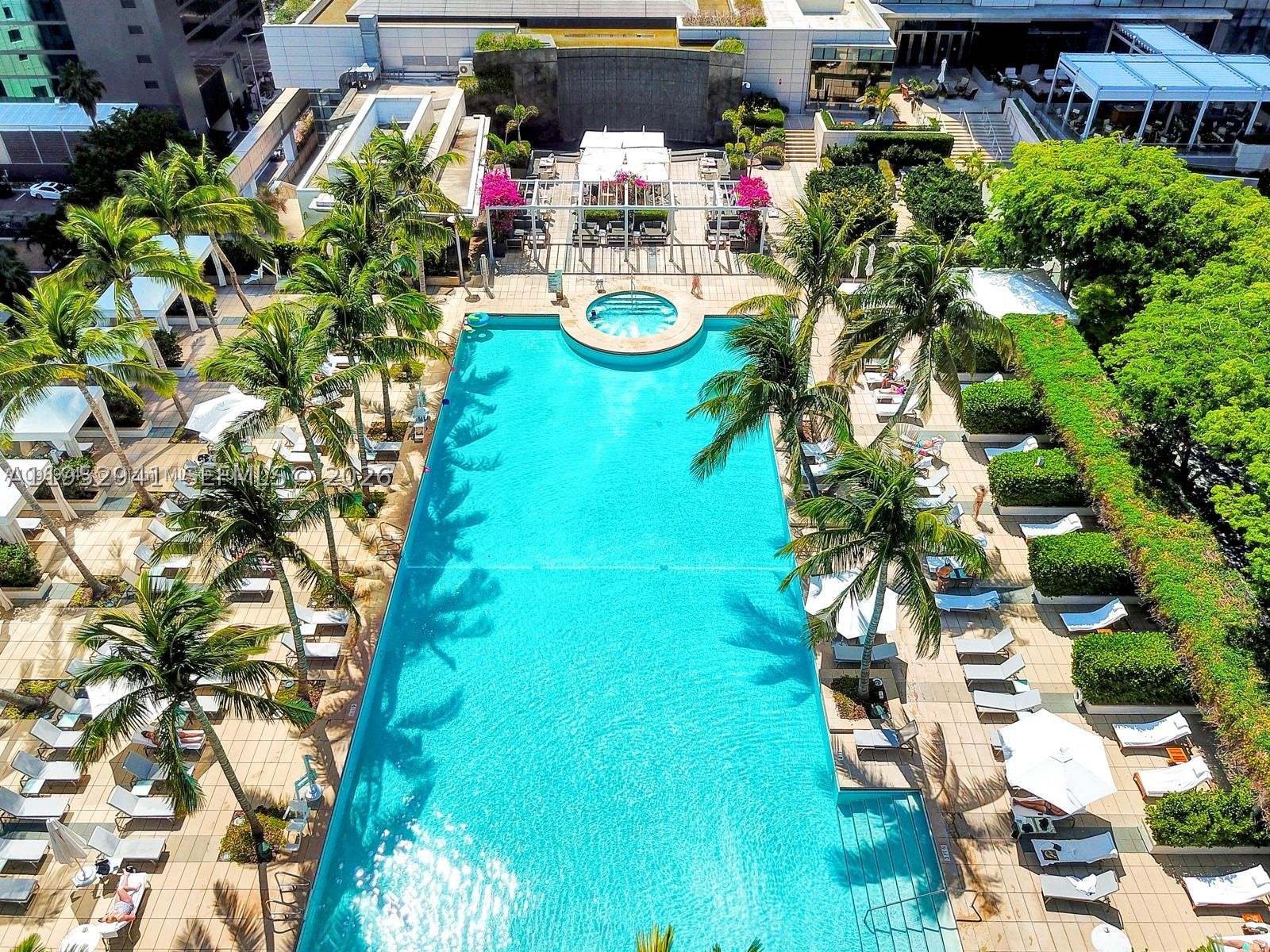 1435 Brickell Ave #3510, Miami FL 33131