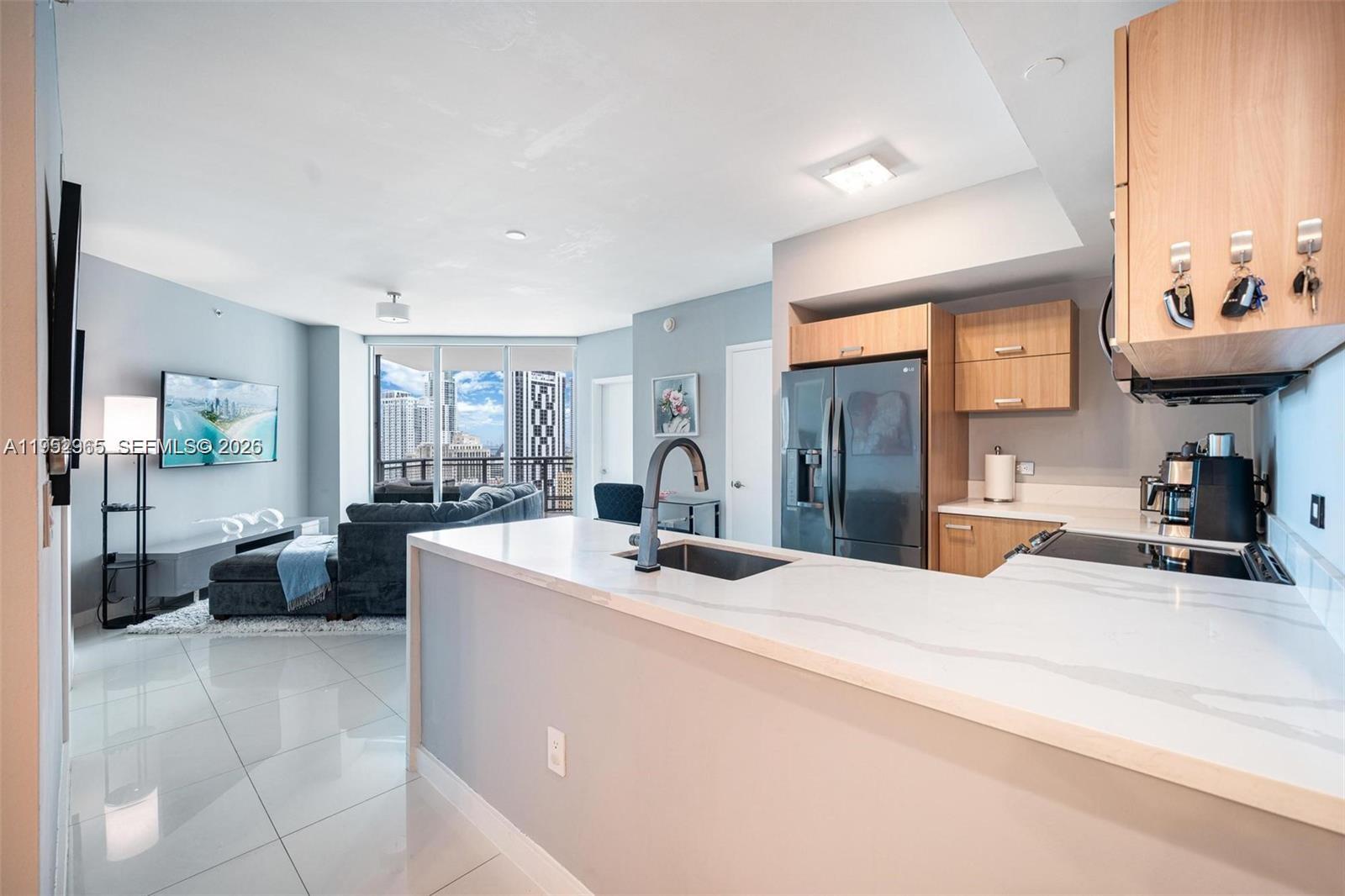 350 S Miami Ave #2505, Miami FL 33130
