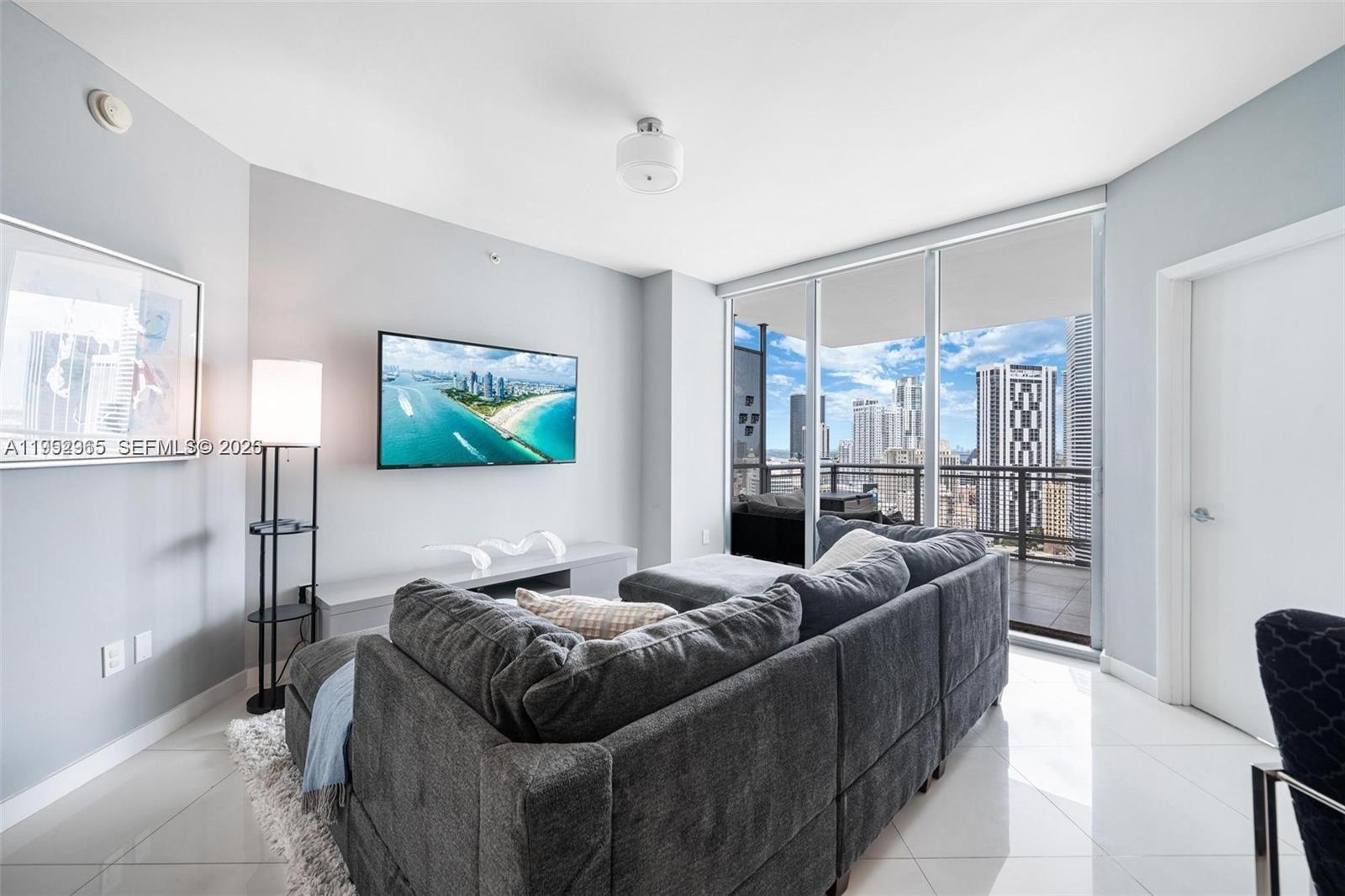 350 S Miami Ave #2505, Miami FL 33130